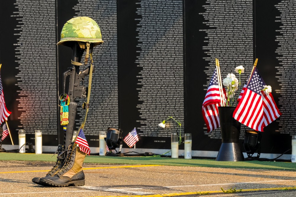 Visiting Vietnam Veterans Memorial in Washington DC Travel your way