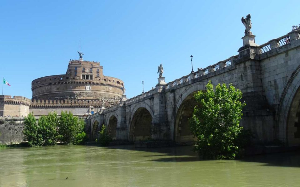 Castel Sant’Angelo and Stroll Throughout St Angelo bridge