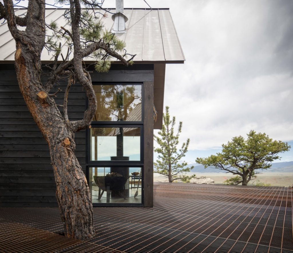 A Modernist Colorado Cabin