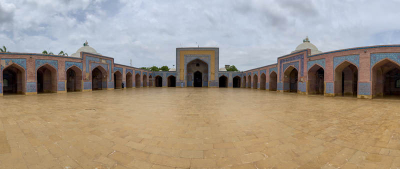 things to do in pakistan san jahan mosque