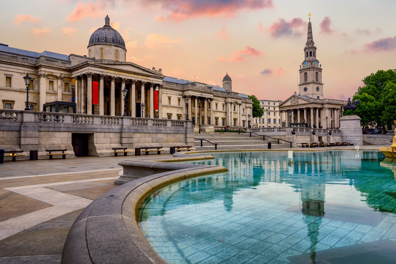 Trafalgar Square's iconic fountain is a great area to stay in London