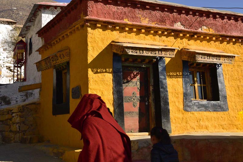 mon at tibet monastery