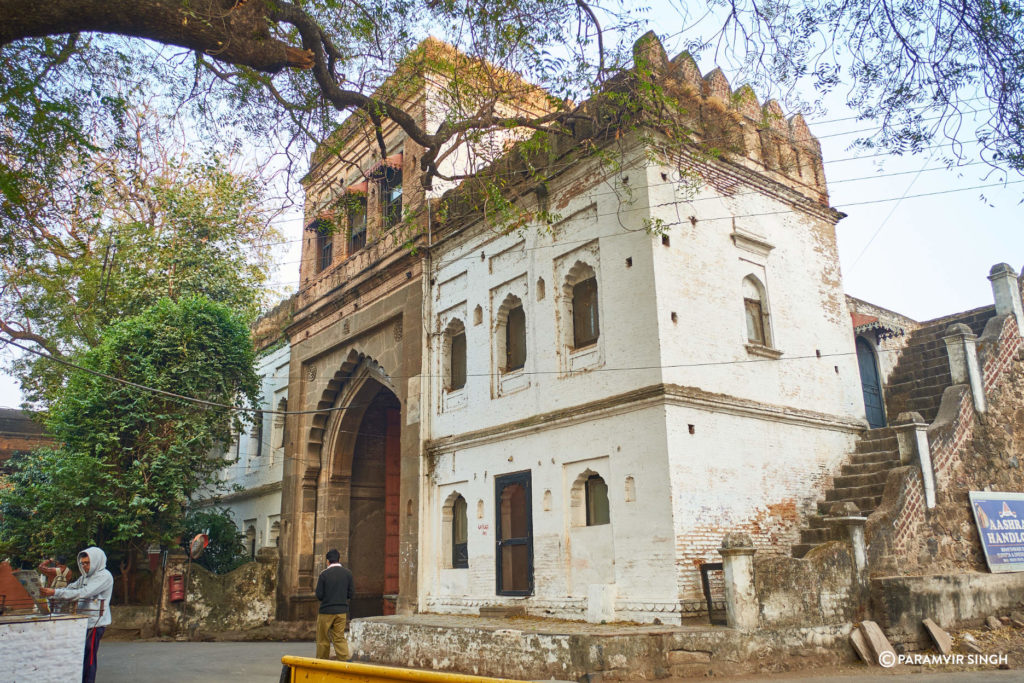 Maheshwar Fort Gate Side View