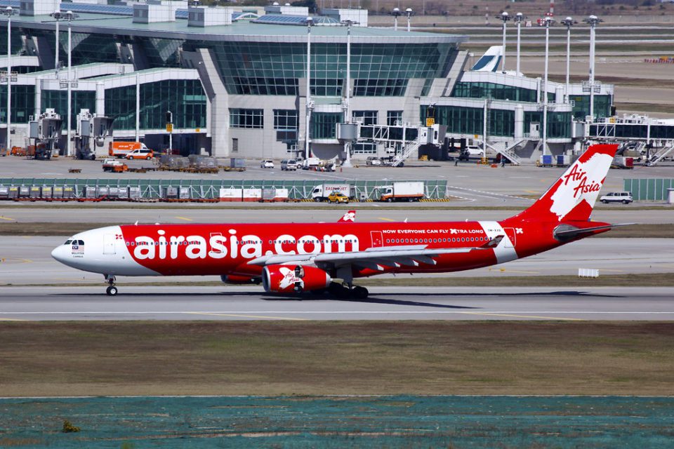 AirAsia restart flights