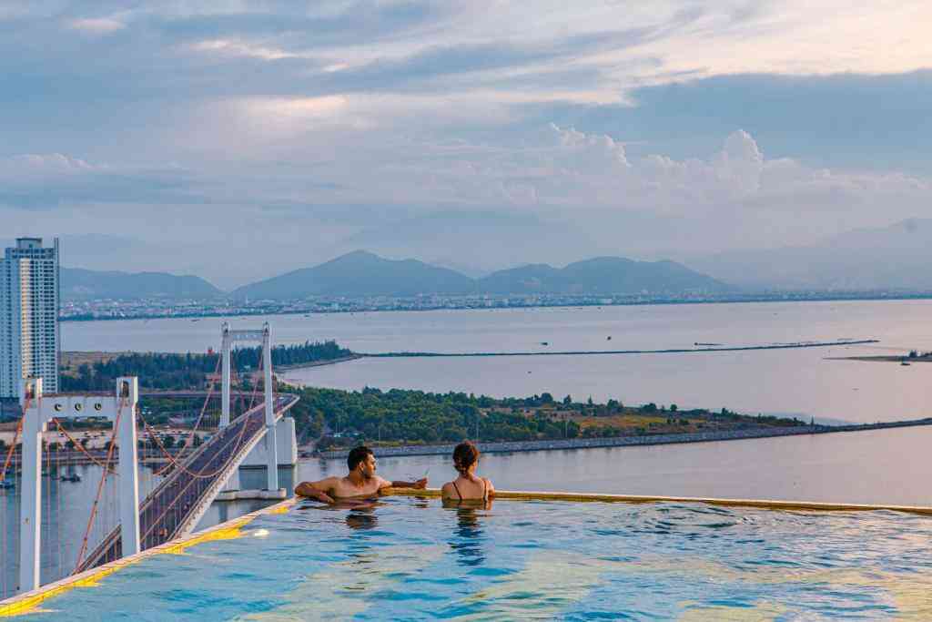 Da Nang poolside hotels