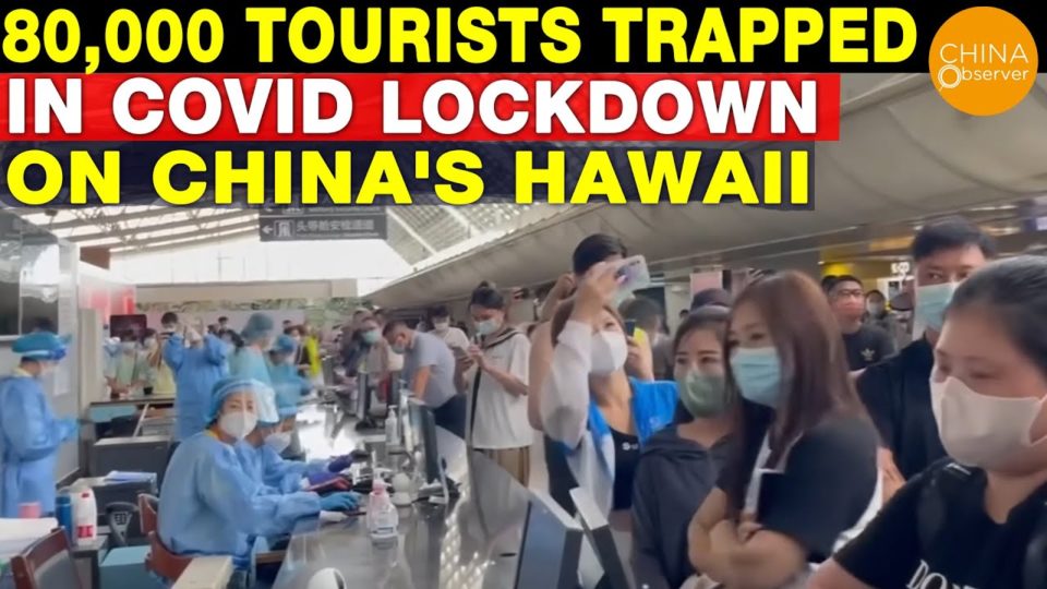 tourists trapped in Sanya