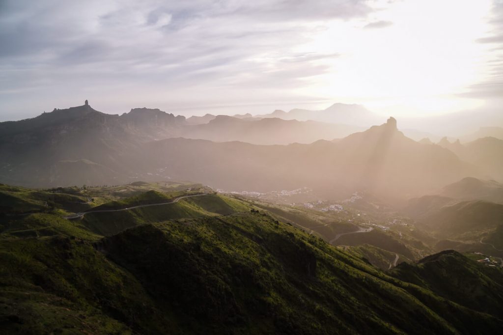 Cruz de Tejeda to Mirador Degollada de las Palomas Hiking Trail, Gran Canaria