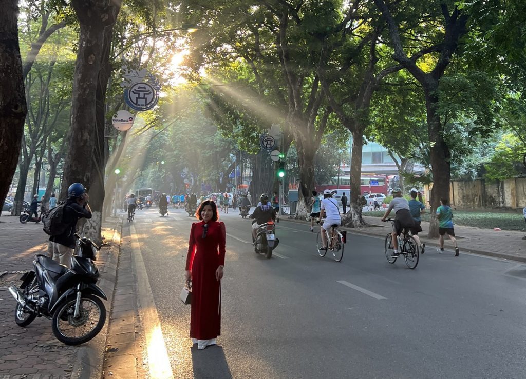 enjoy Hanoi autumn