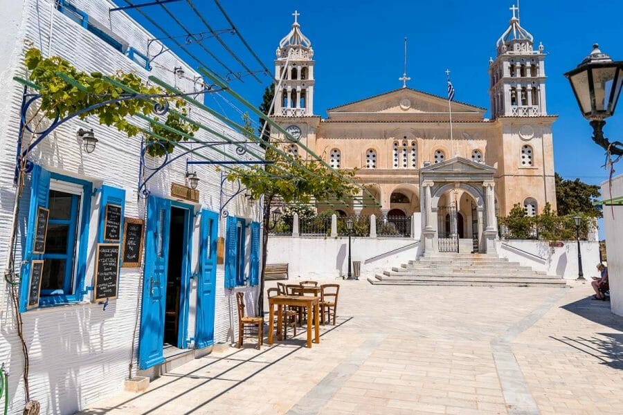 Cafe Marigo in Lefkes, Paros