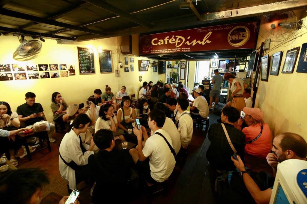best cafés in hanoi