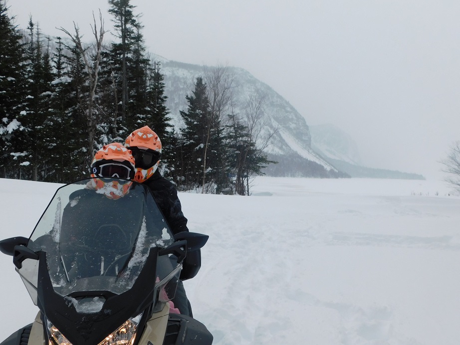 yellowstone snowmobile tours in the US