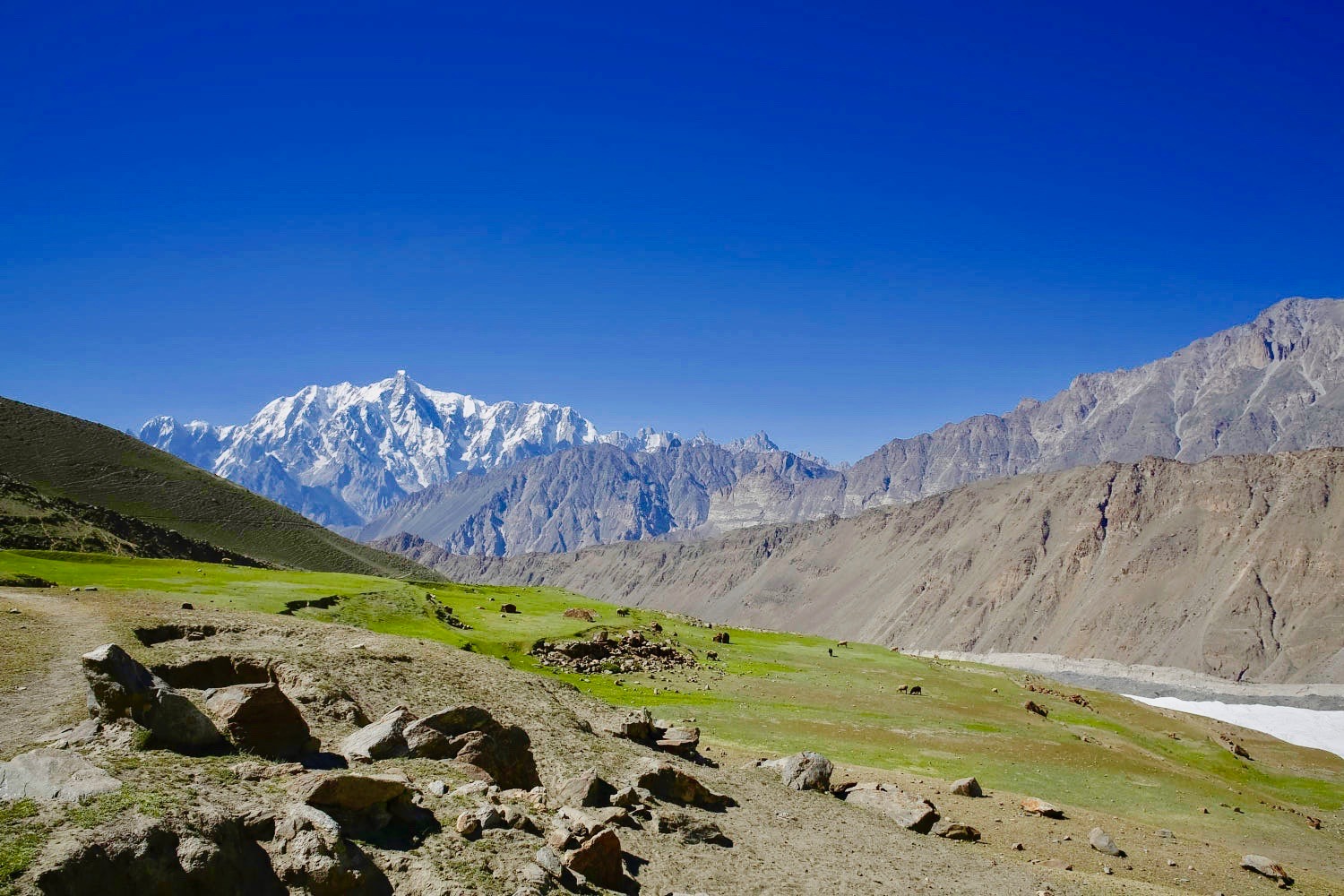 Chalt Valley in Pakistan - The majestic beauty of nature - Travel your way