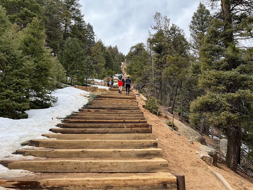 Exploring the Manitou Incline