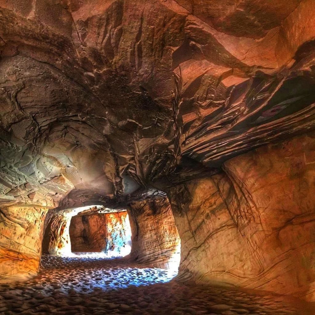 Moqui Caverns
